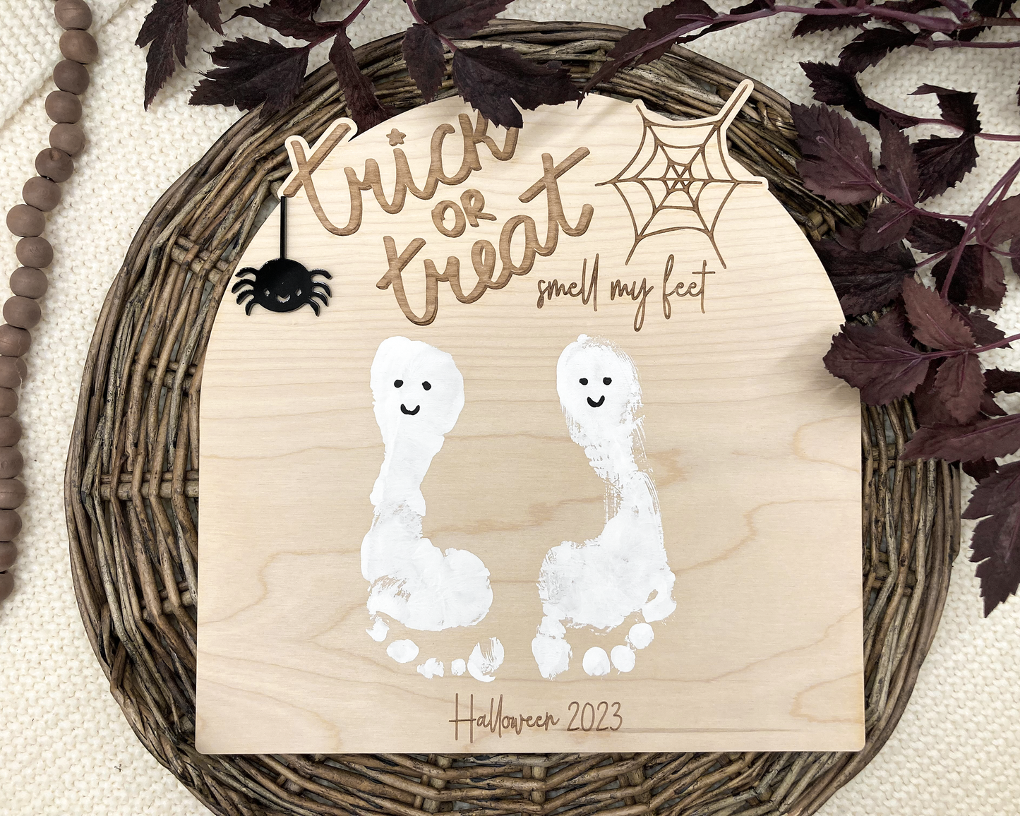 DIY Halloween Footprint Sign